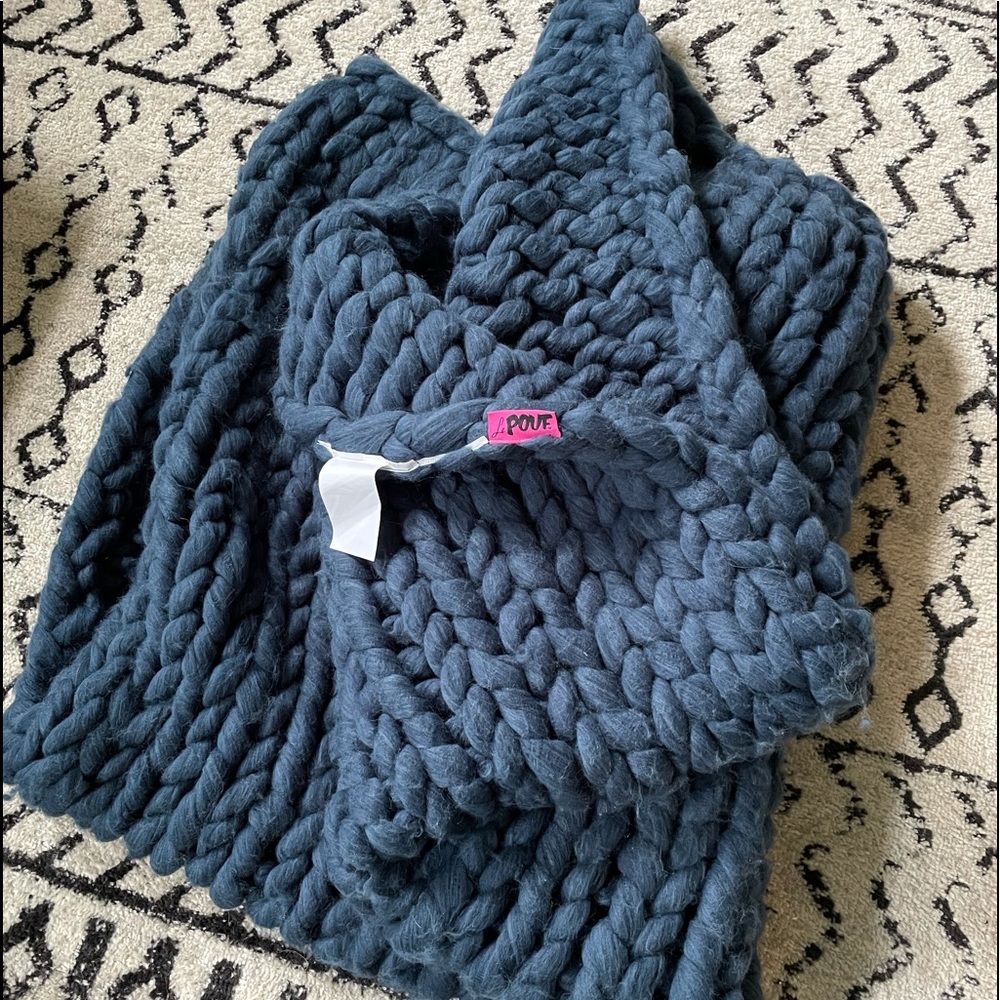 Chunky knit blanket